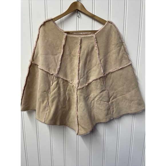 ugg Jackets & Blazers - Rare UGG Australia Pale Pink Suede Sheepskin Lined Shawl Wrap Poncho Sz M/L